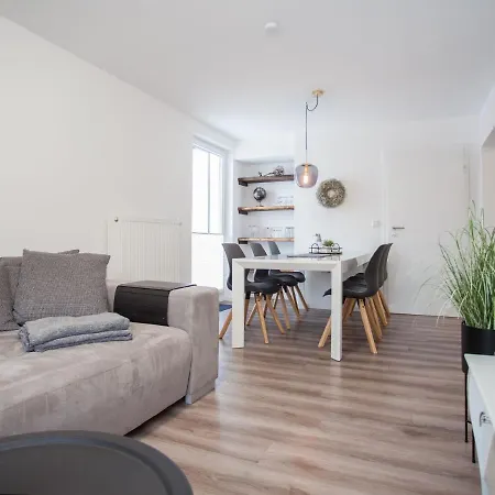 Modern In Neuastenberg Near The Ski Area With Private Terrace דירה